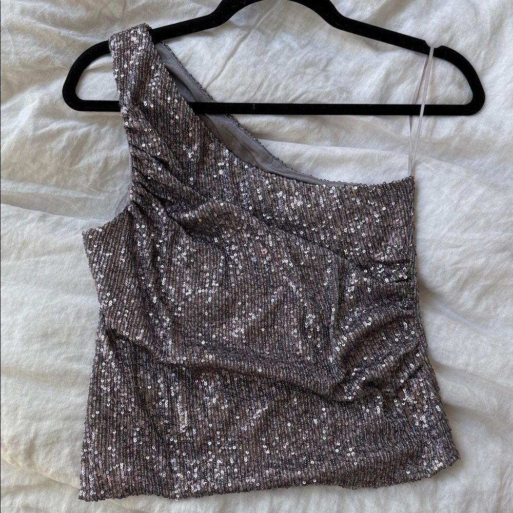 Heartloom Metallic Sequin Top